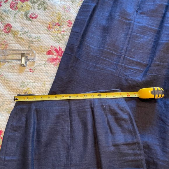 3 piece blue linen suit with 2 different length skirts - Picture 10 of 12